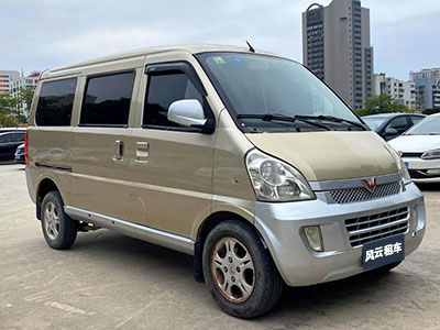 风云租车五菱荣光